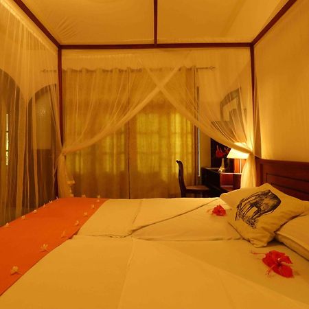 Hotel Susantha Garden Bentota Bagian luar foto
