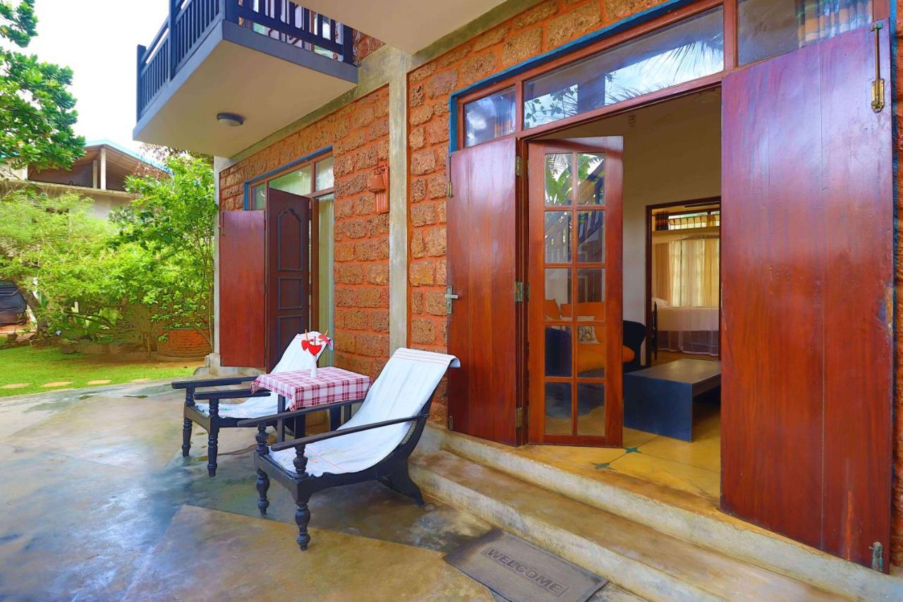 Hotel Susantha Garden Bentota Bagian luar foto