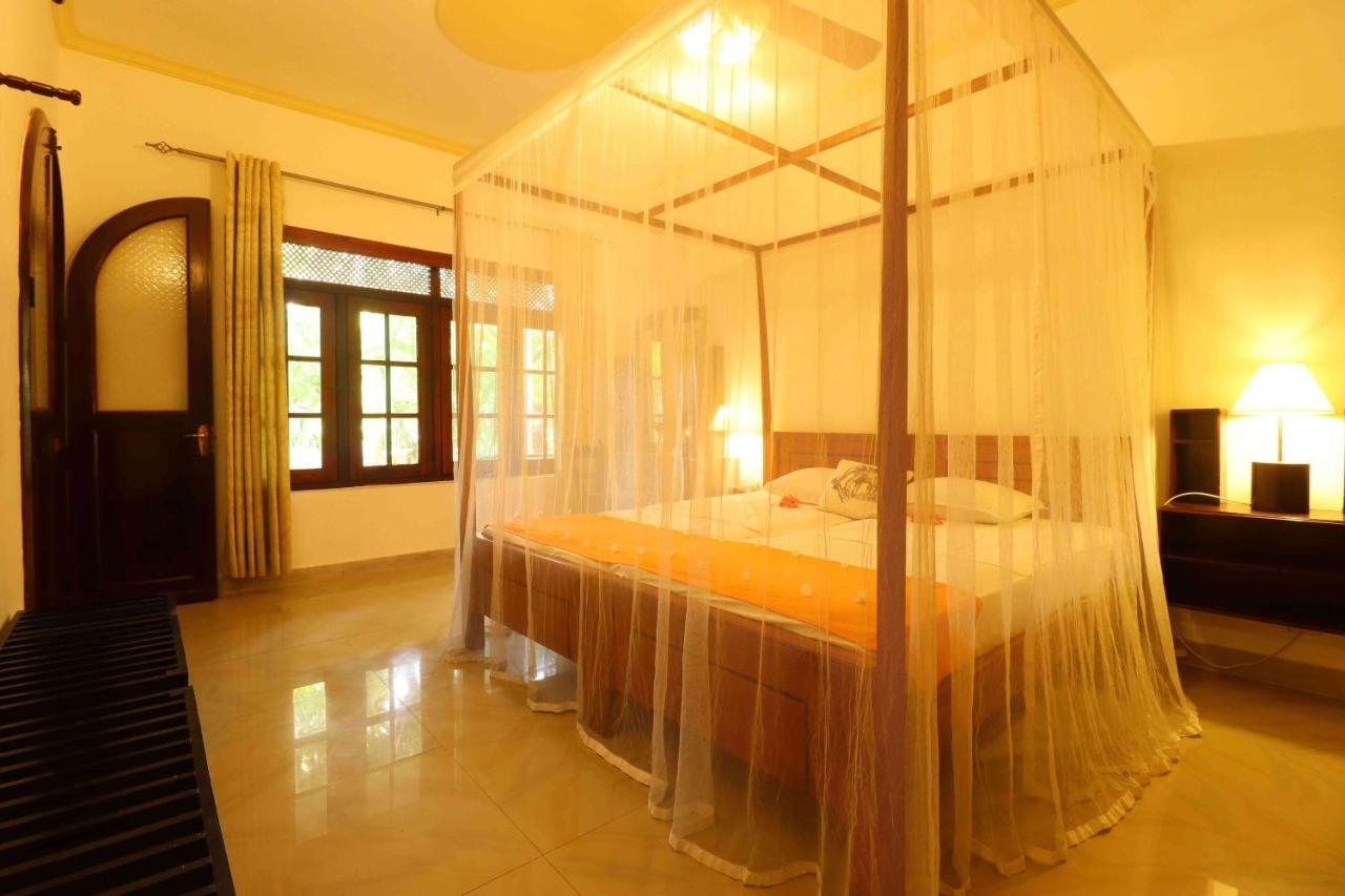 Hotel Susantha Garden Bentota Bagian luar foto