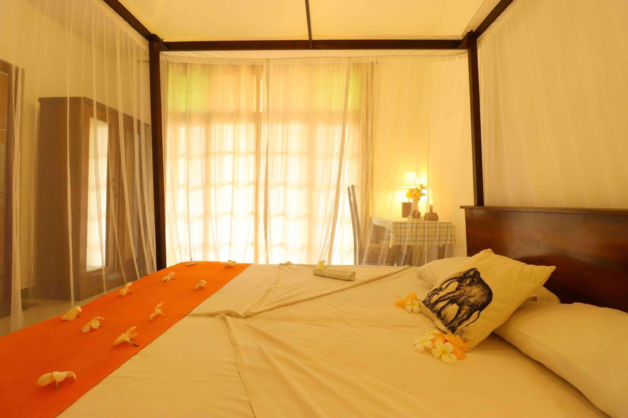 Hotel Susantha Garden Bentota Bagian luar foto
